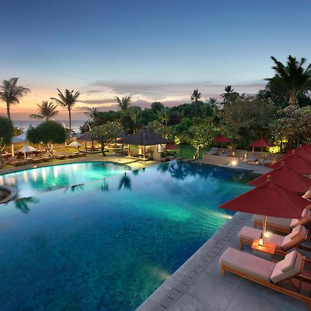 Bali Niksoma Boutique Beach Resort Легиан Экстерьер фото The pool at the resort