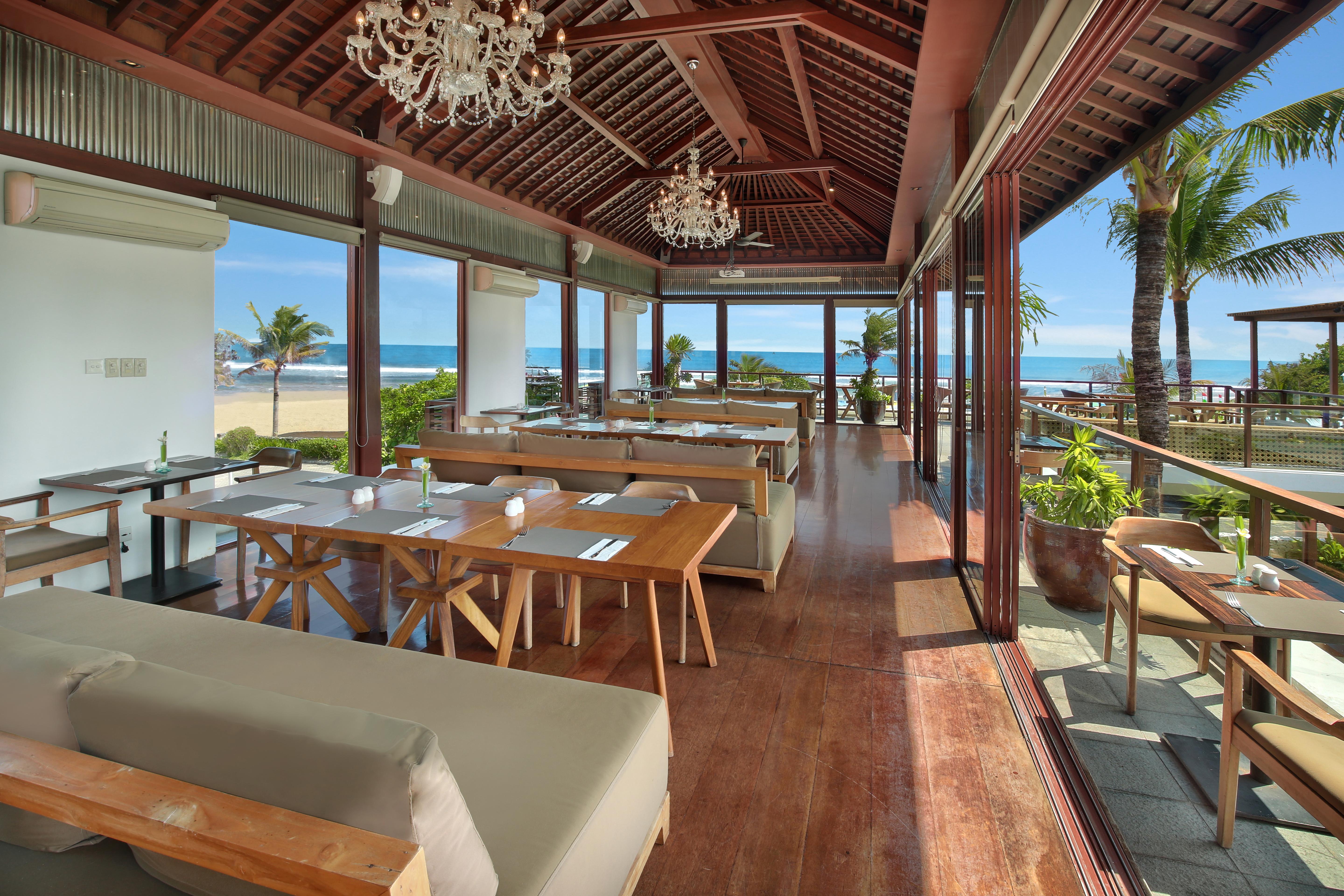 Bali Niksoma Boutique Beach Resort Легиан Экстерьер фото The Beach Club