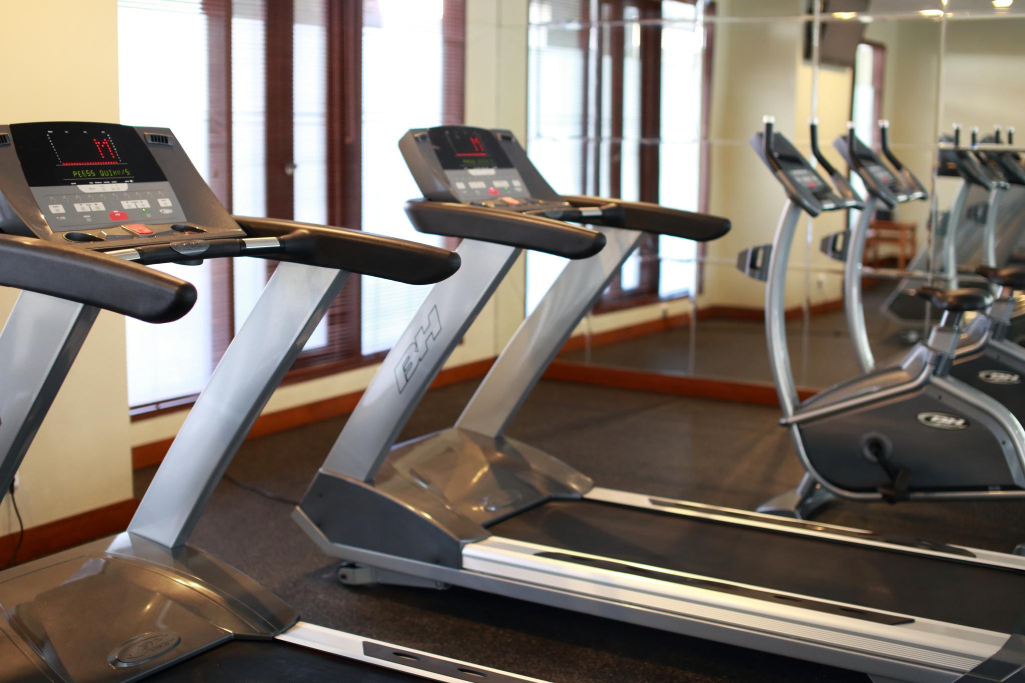 Bali Niksoma Boutique Beach Resort Легиан Экстерьер фото Treadmills