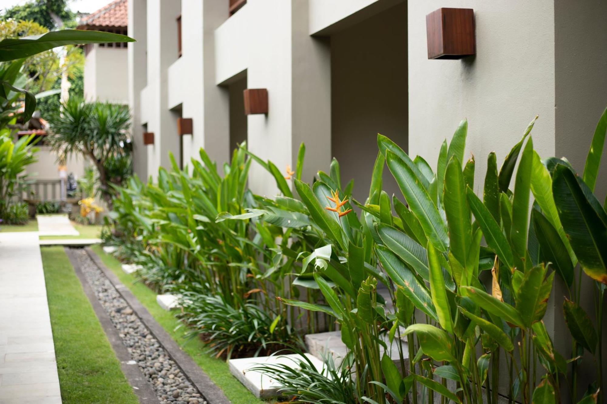 Bali Niksoma Boutique Beach Resort Легиан Экстерьер фото Landscape architecture